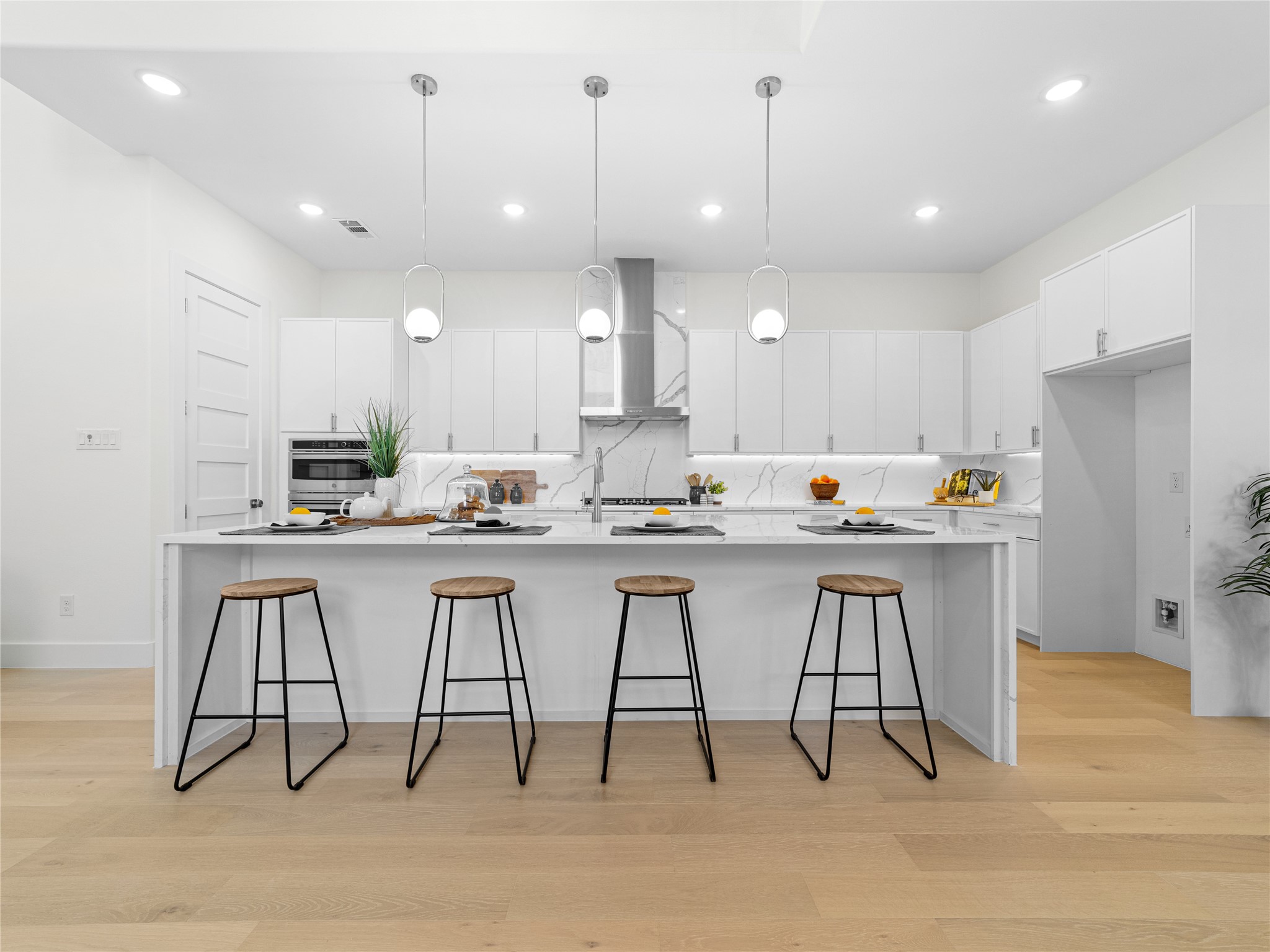 426 Martinique Avenue Dallas TX 75223