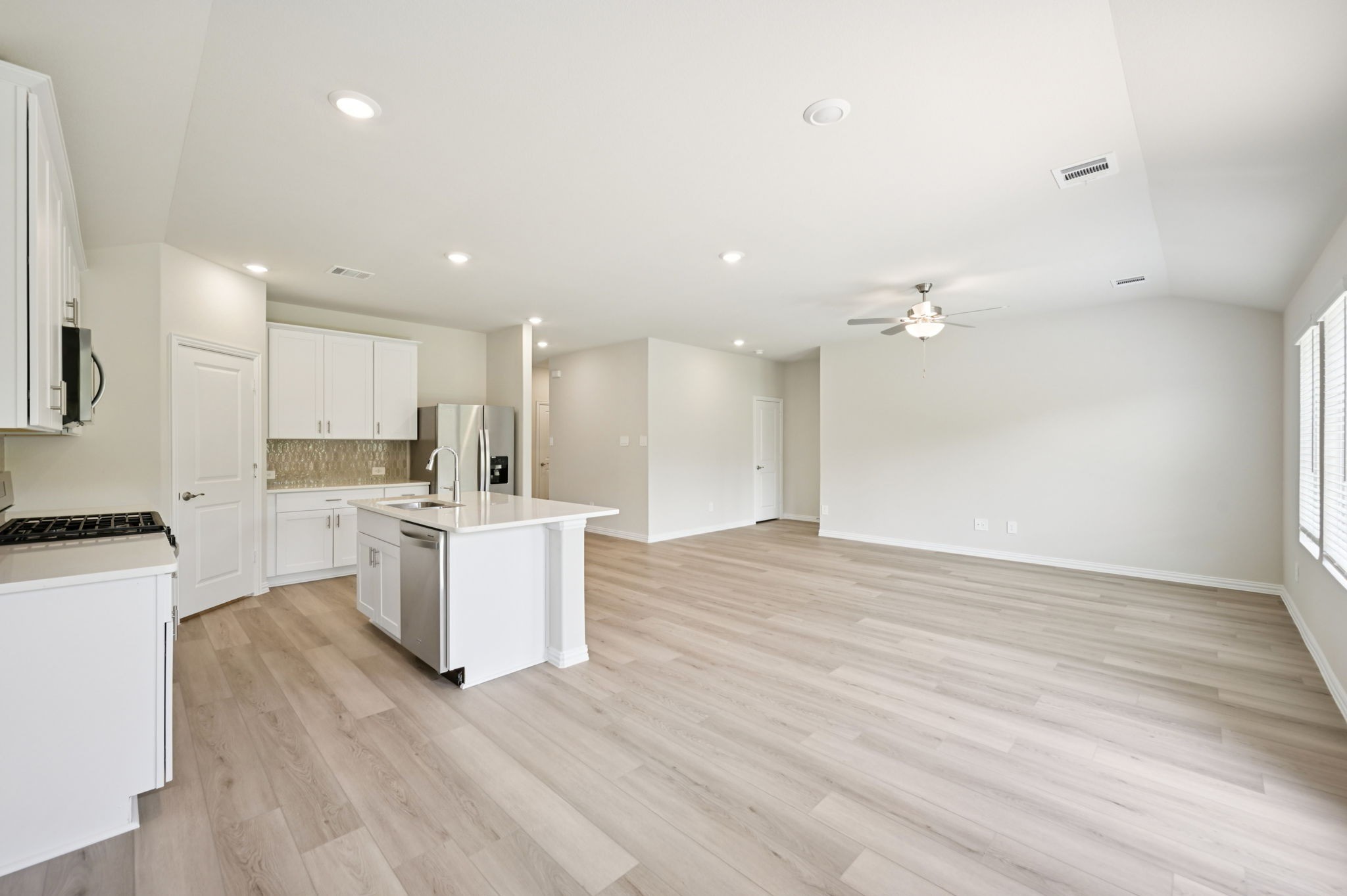 4009 Joe Pool Drive Farmersville TX 75442