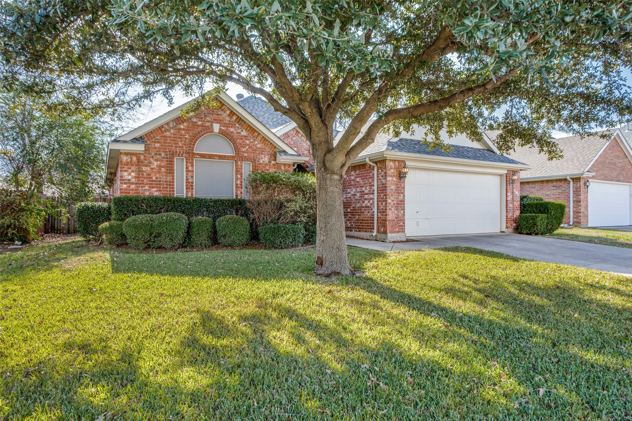 5040 Roundtree Court Haltom City TX 76137