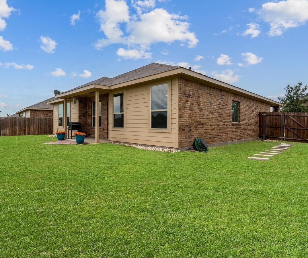 461 Creek Terrace Drive Saginaw TX 76131