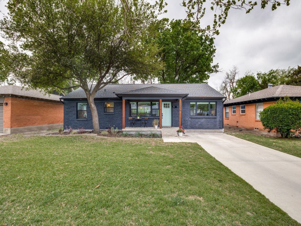 2236 Hartline Drive Dallas TX 75228