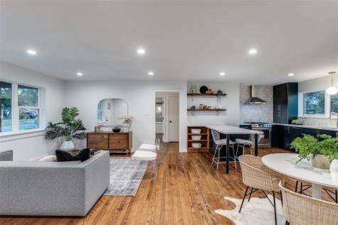 2236 Hartline Drive Dallas TX 75228