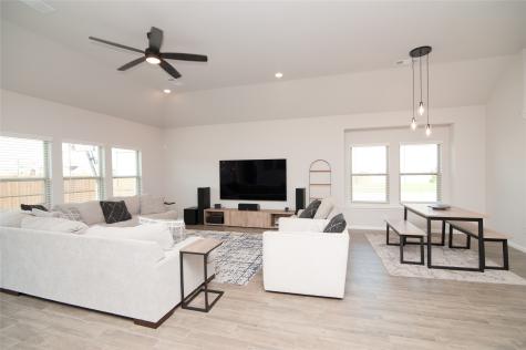 1345 Fox Glen Trail Crowley TX 76036