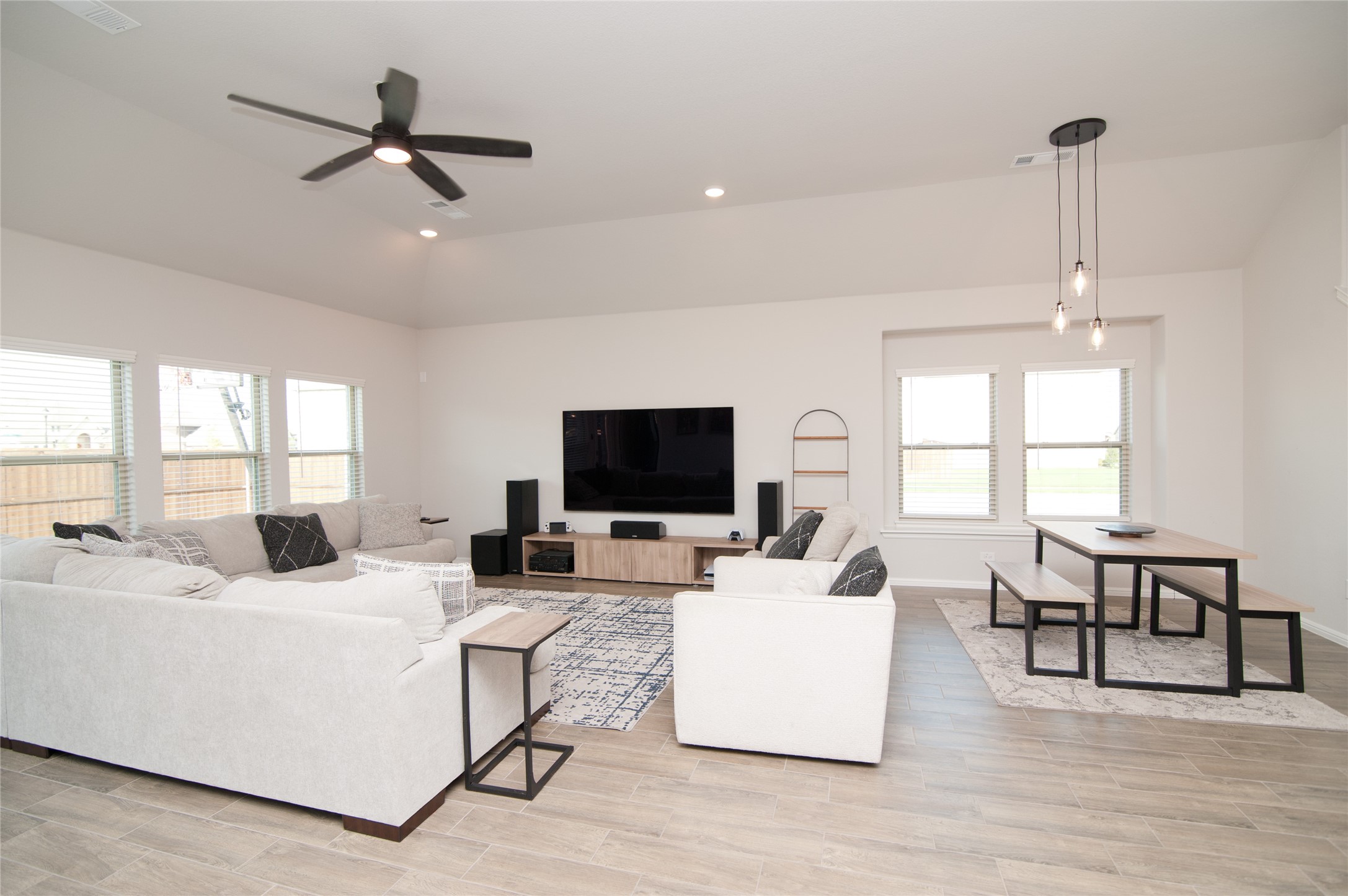 1345 Fox Glen Trail Crowley TX 76036