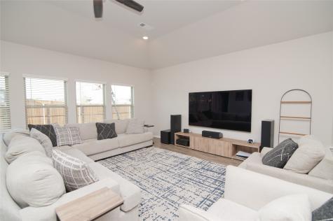 1345 Fox Glen Trail Crowley TX 76036
