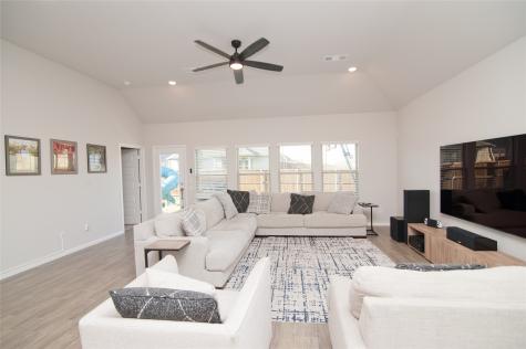 1345 Fox Glen Trail Crowley TX 76036
