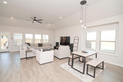 1345 Fox Glen Trail Crowley TX 76036