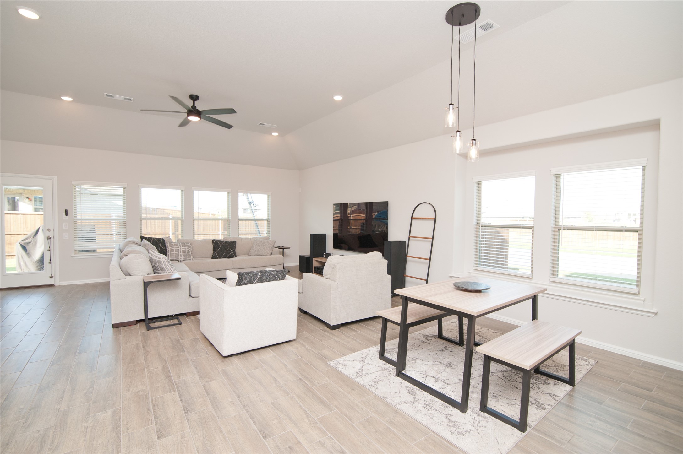1345 Fox Glen Trail Crowley TX 76036