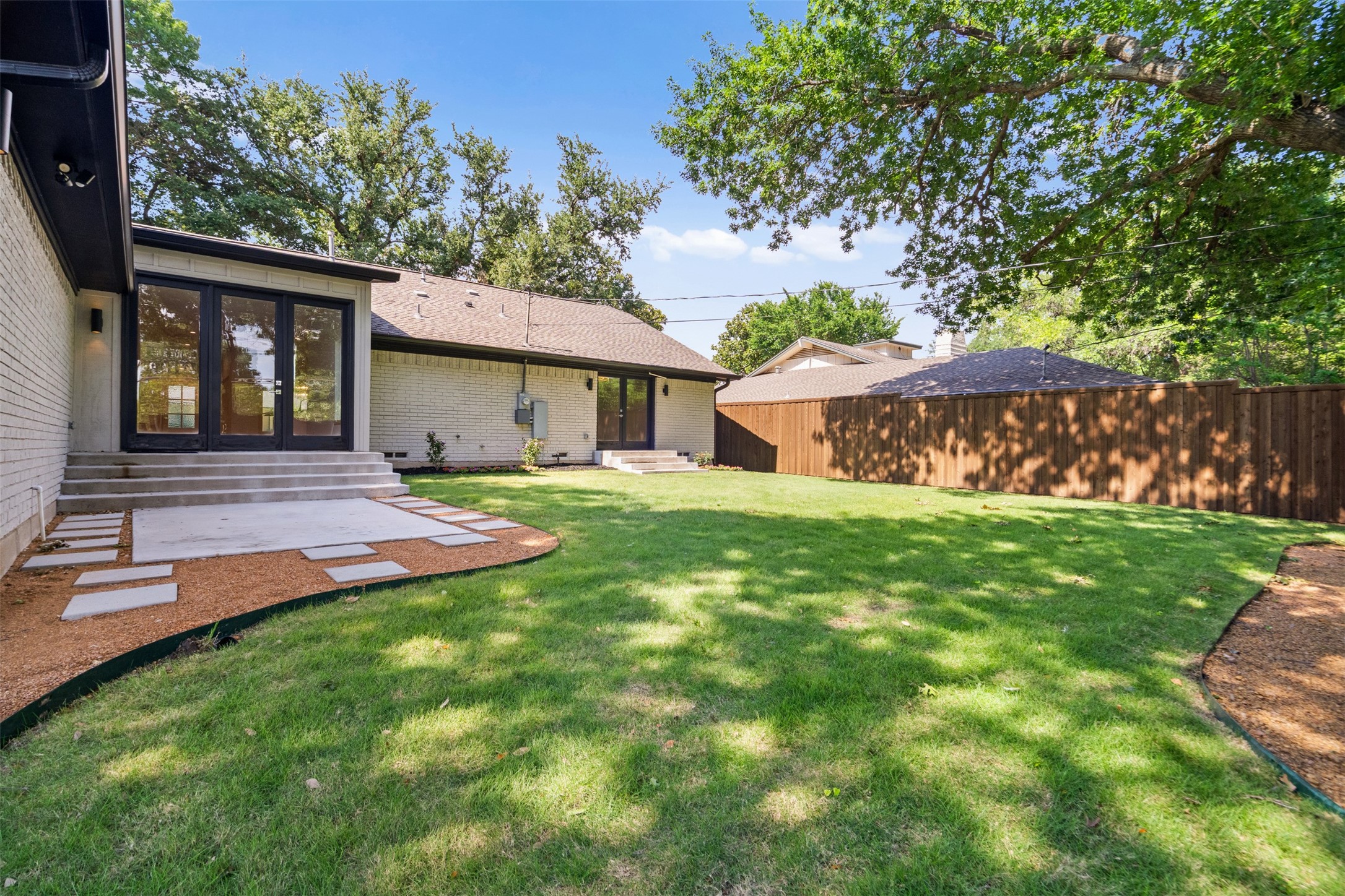 7344 Fieldgate Drive Dallas TX 75230