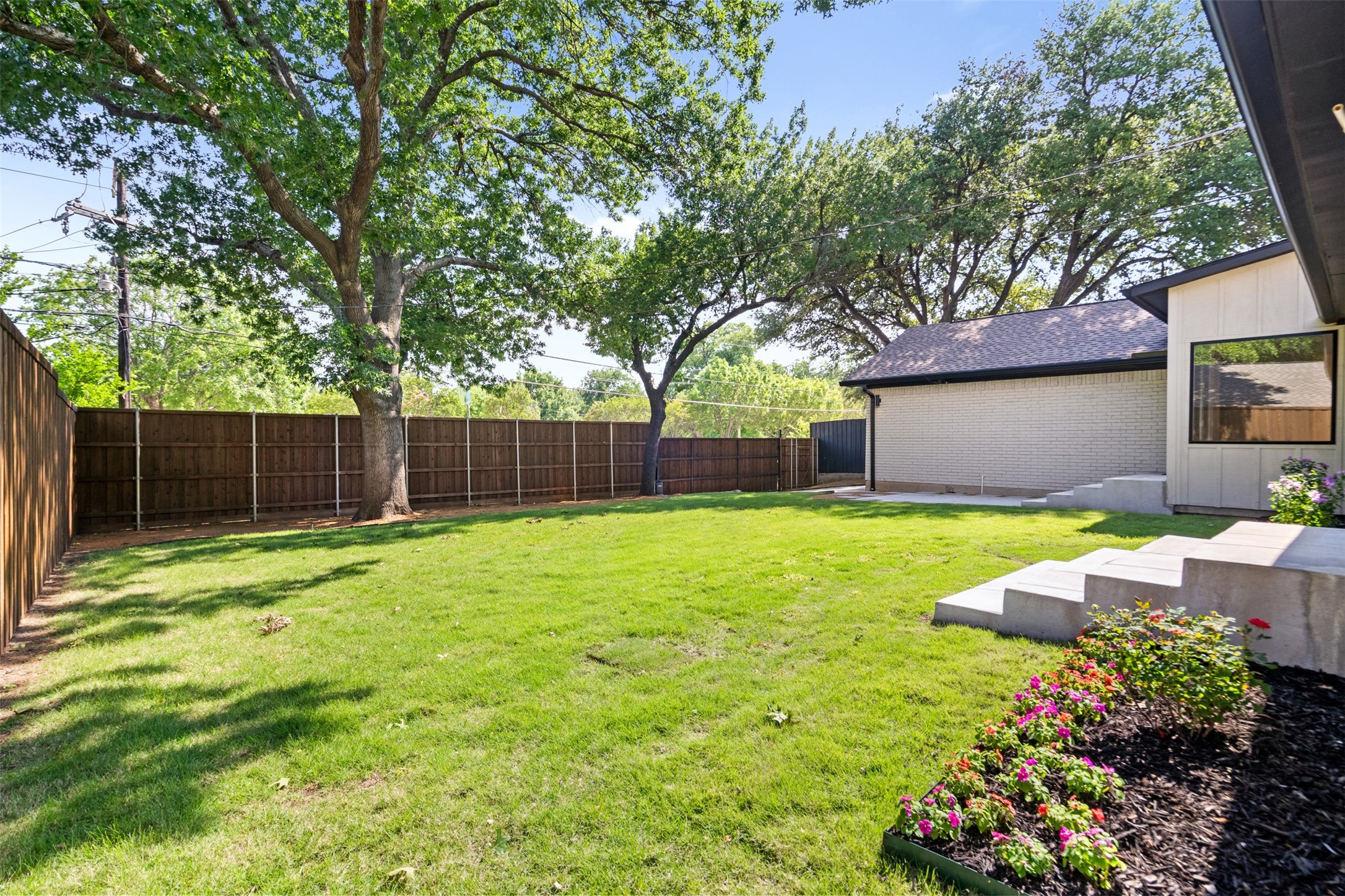 7344 Fieldgate Drive Dallas TX 75230
