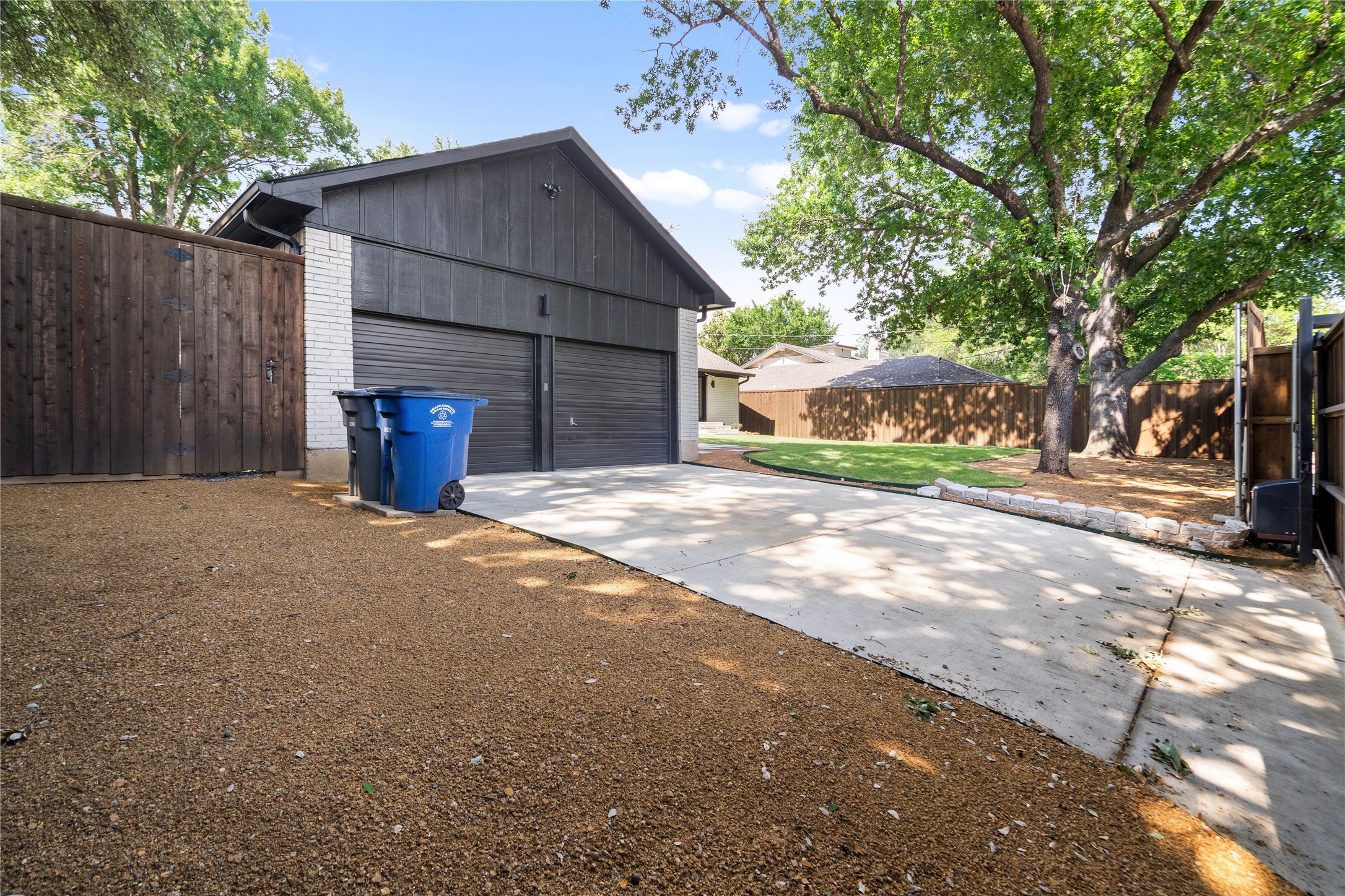 7344 Fieldgate Drive Dallas TX 75230
