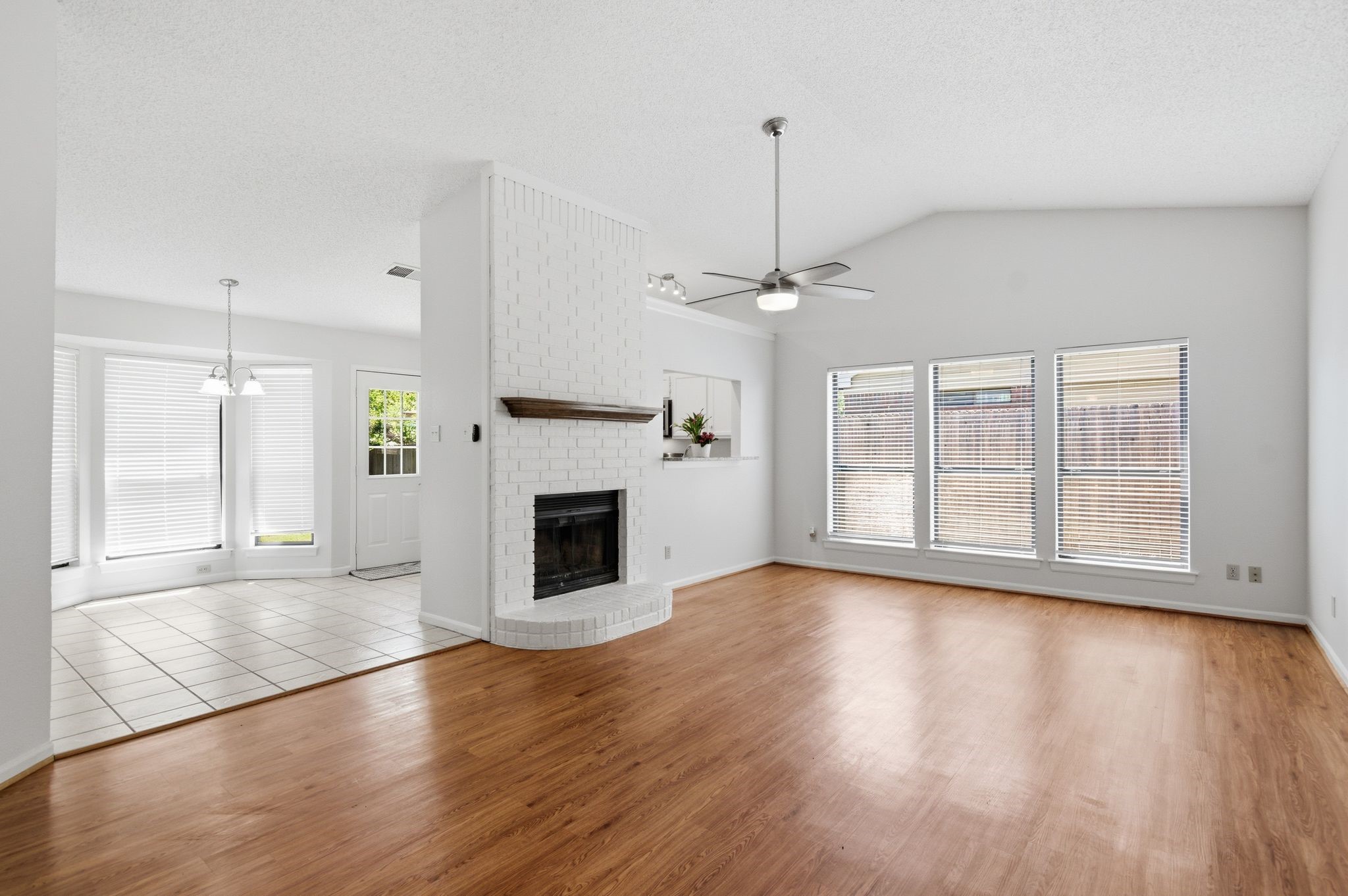 516 Winter Wood Drive Grapevine TX 76051