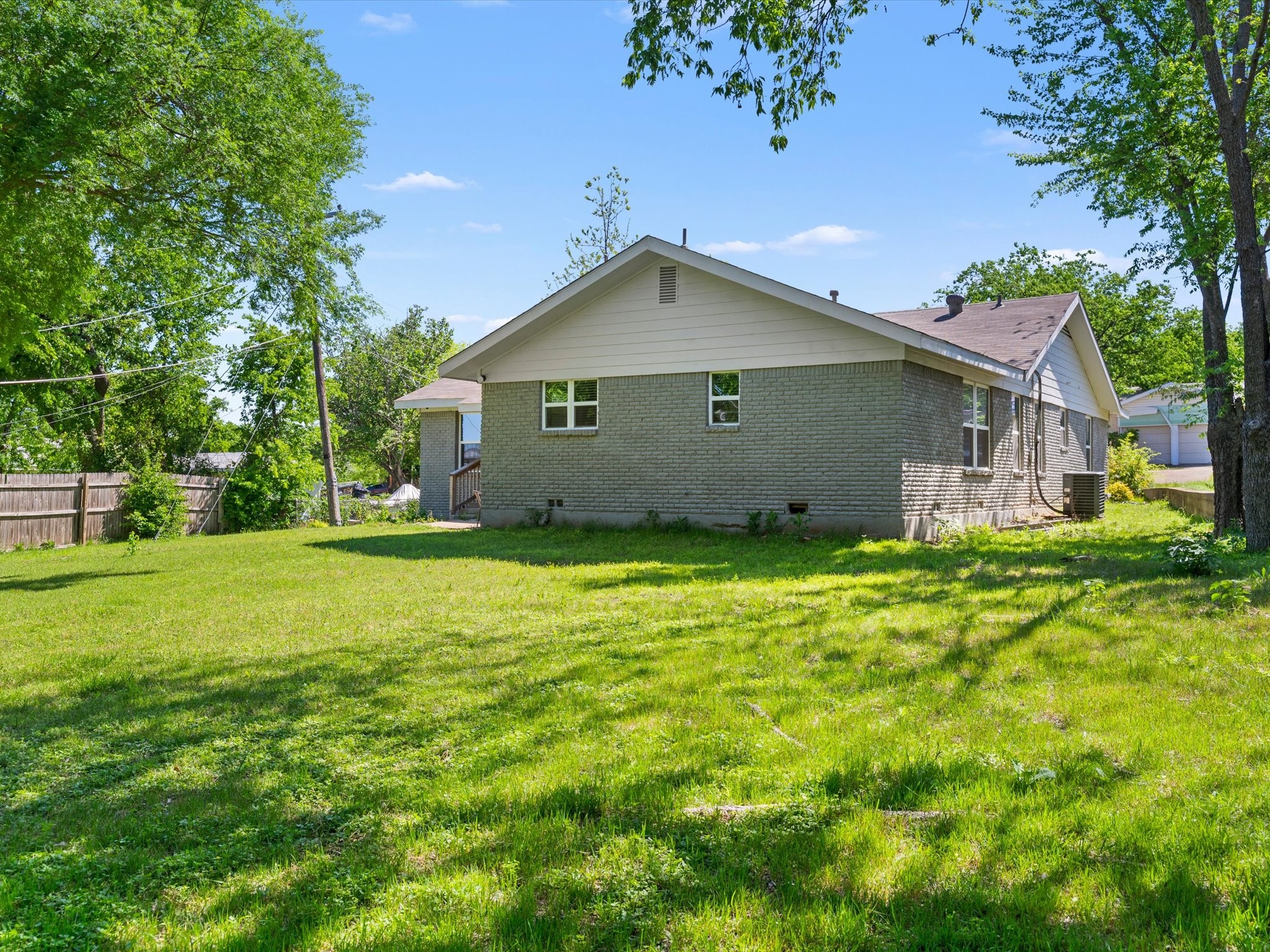 1804 Ransom Terrace Fort Worth TX 76112