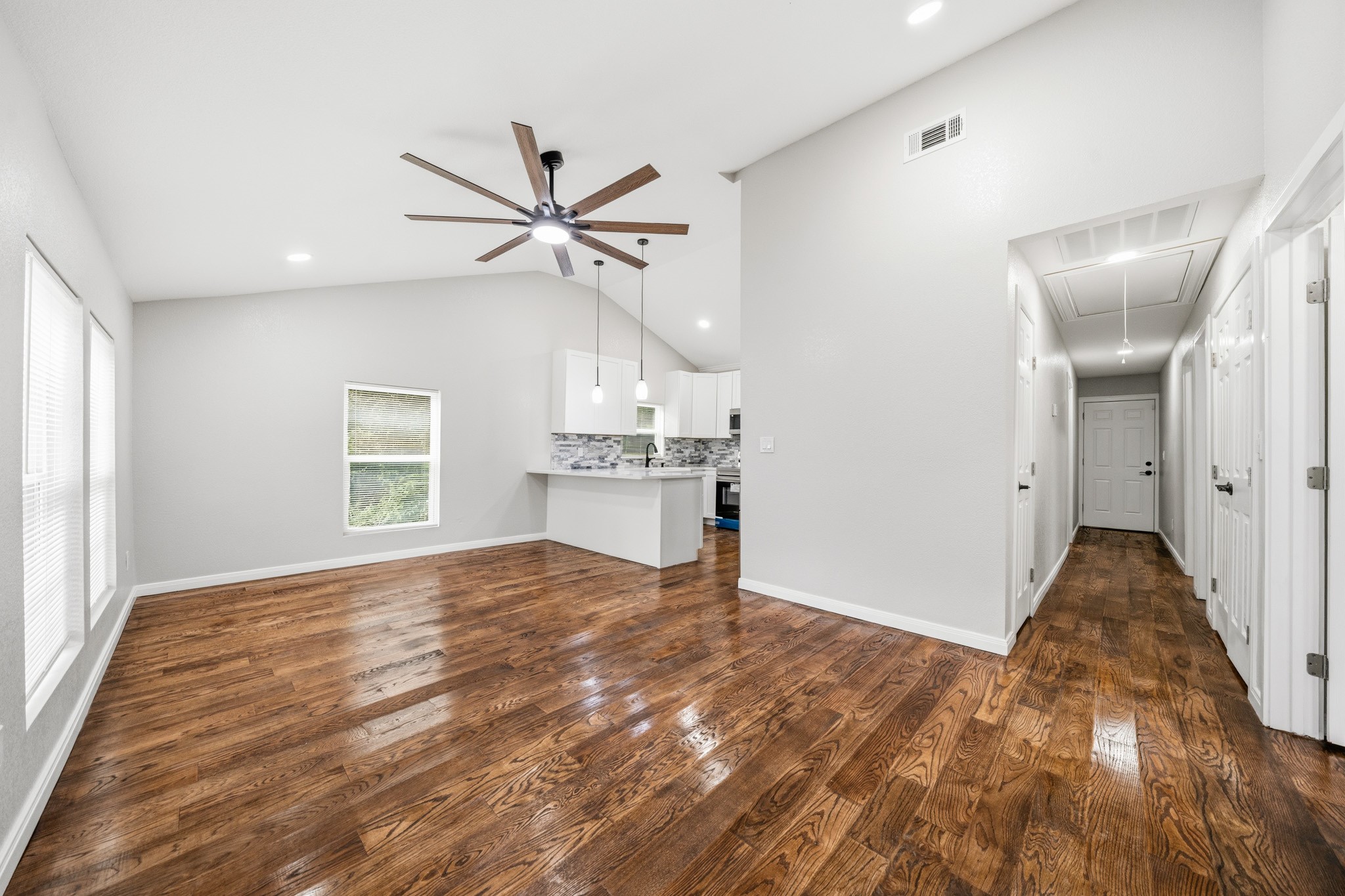 3313 S 3rd Street Waco TX 76706