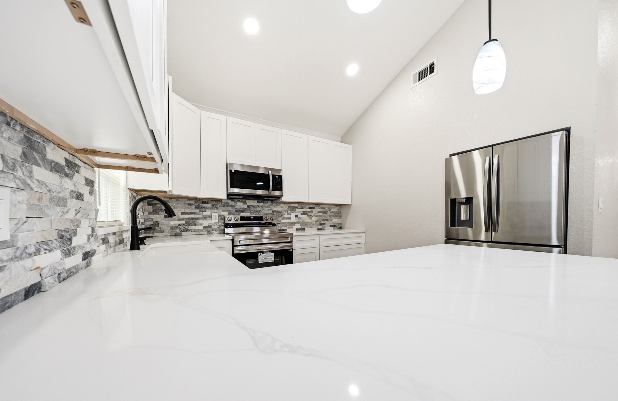 3313 S 3rd Street Waco TX 76706