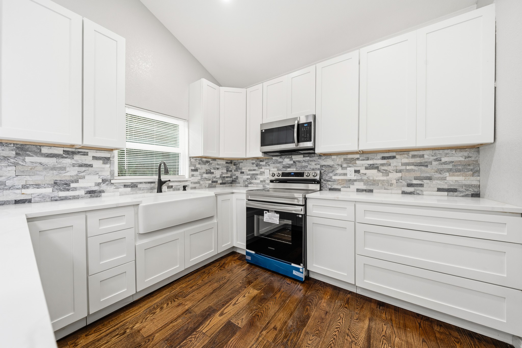 3313 S 3rd Street Waco TX 76706