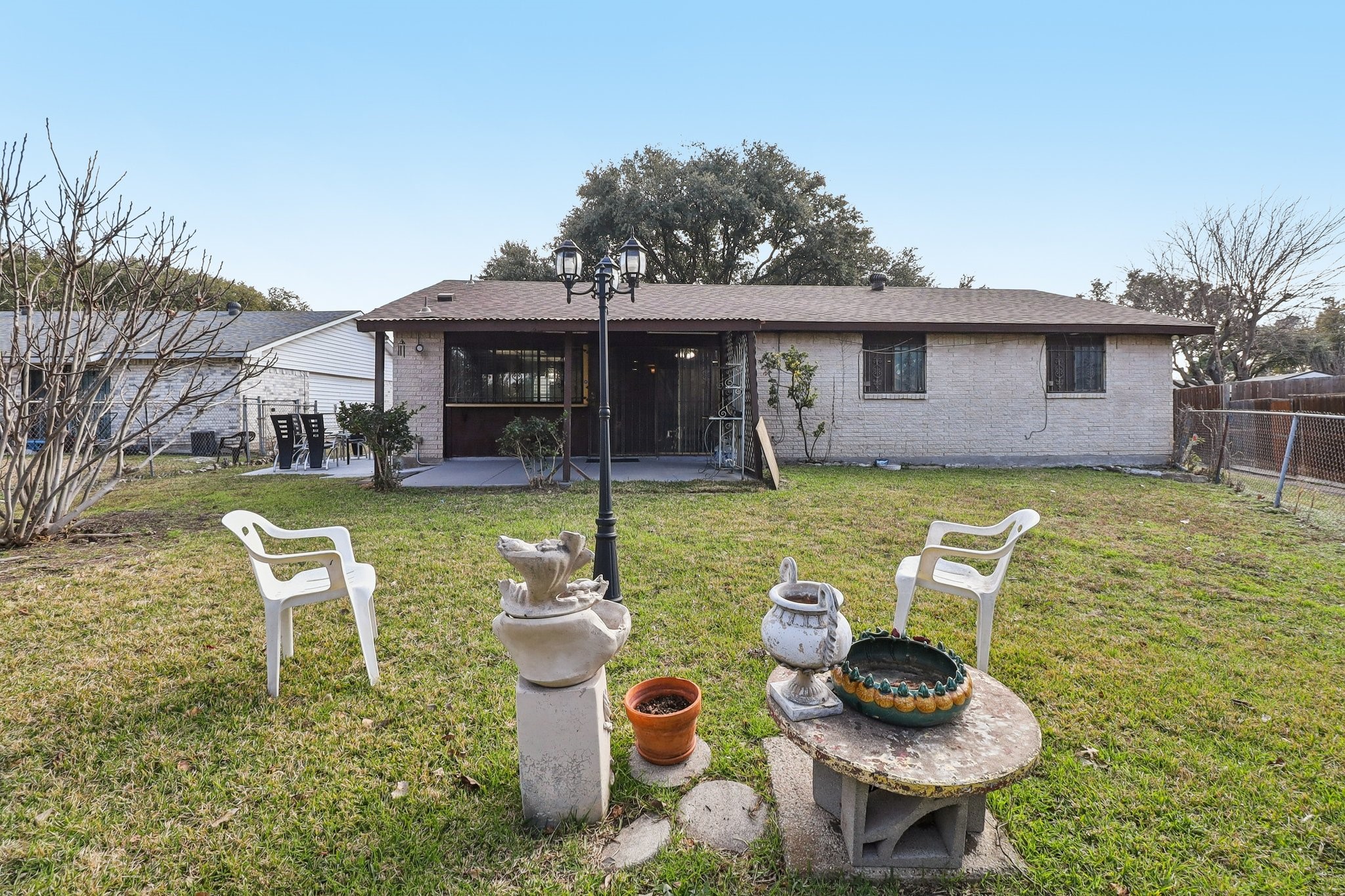 326 E Ferndale Lane Grand Prairie TX 75052