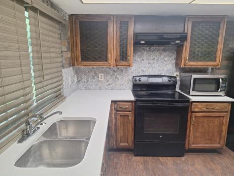 326 E Ferndale Lane Grand Prairie TX 75052