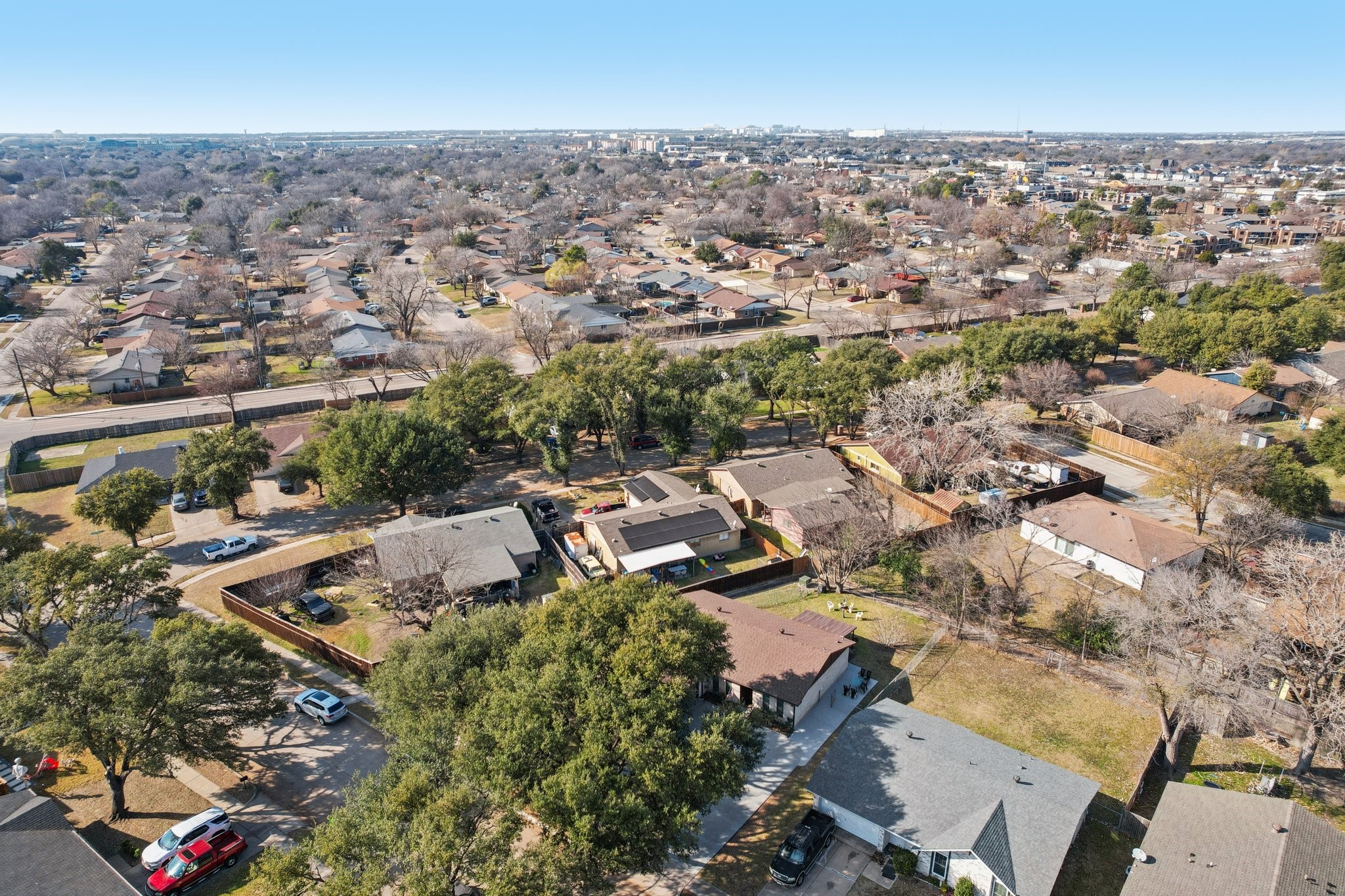 326 E Ferndale Lane Grand Prairie TX 75052