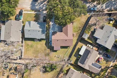 326 E Ferndale Lane Grand Prairie TX 75052