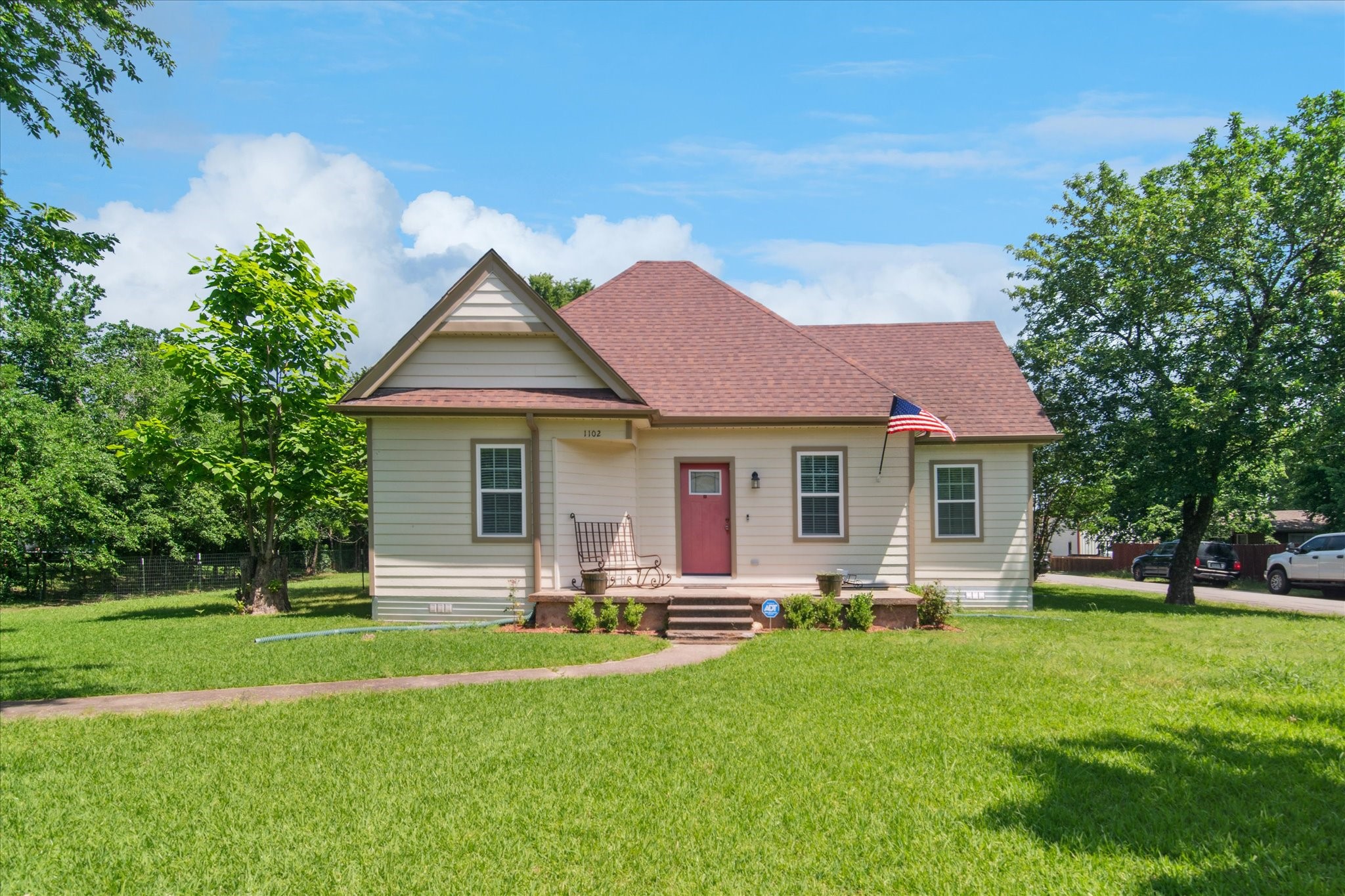 1102 W 12th Street Bonham TX 75418