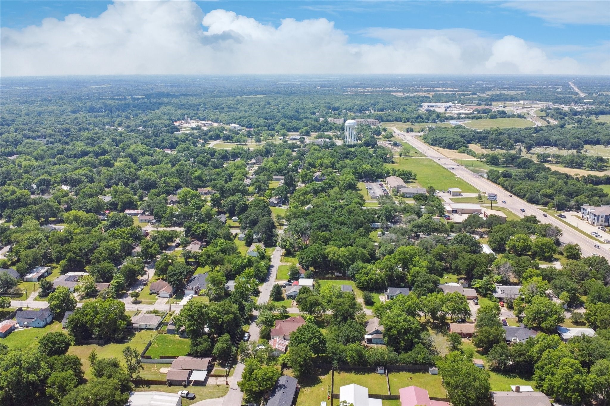 1102 W 12th Street Bonham TX 75418