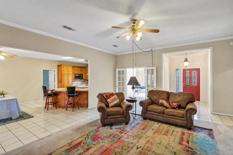 4201 E Bankhead Highway Hudson Oaks TX 76087