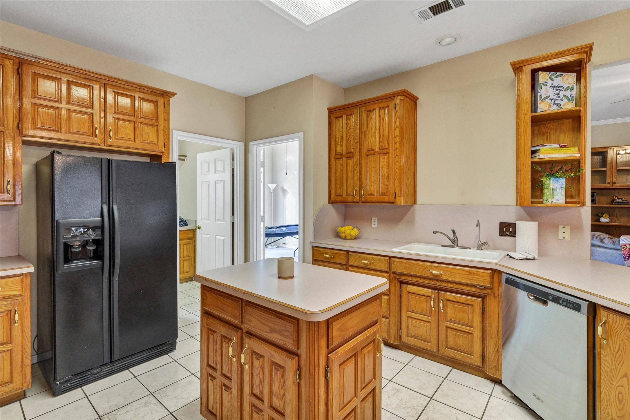 4201 E Bankhead Highway Hudson Oaks TX 76087
