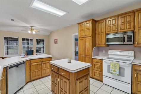 4201 E Bankhead Highway Hudson Oaks TX 76087