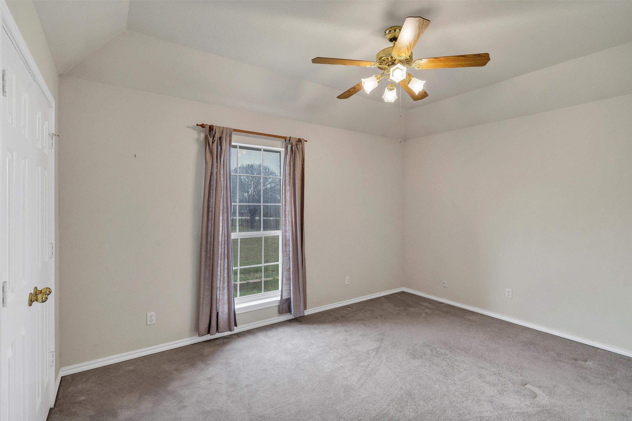 4201 E Bankhead Highway Hudson Oaks TX 76087
