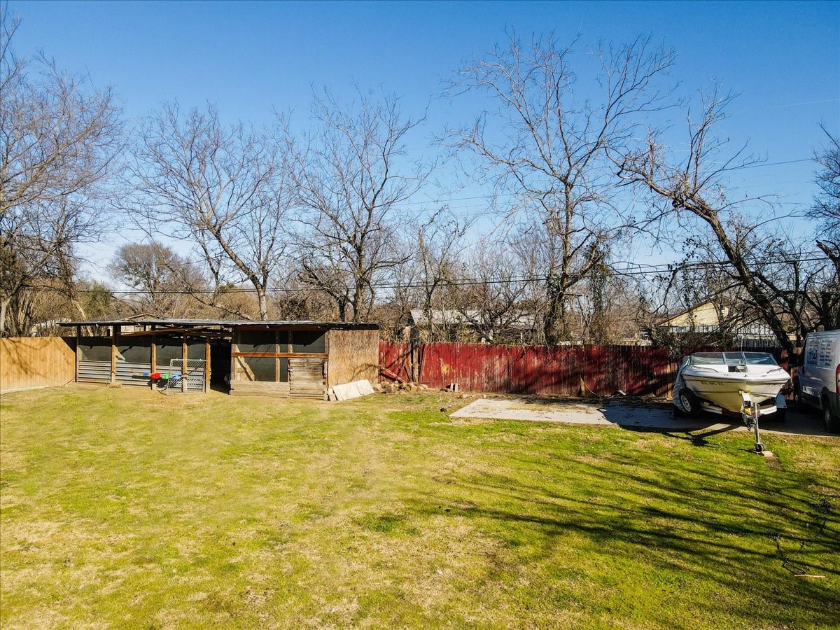 112 N Masters Drive Dallas TX 75217