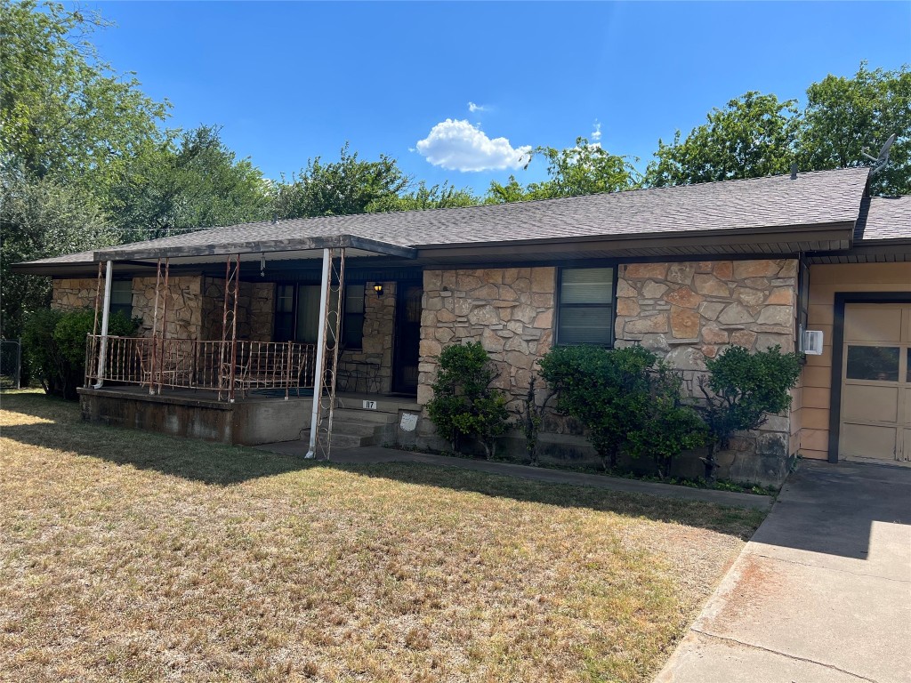 117 N Dubellette Street Weatherford TX 76086