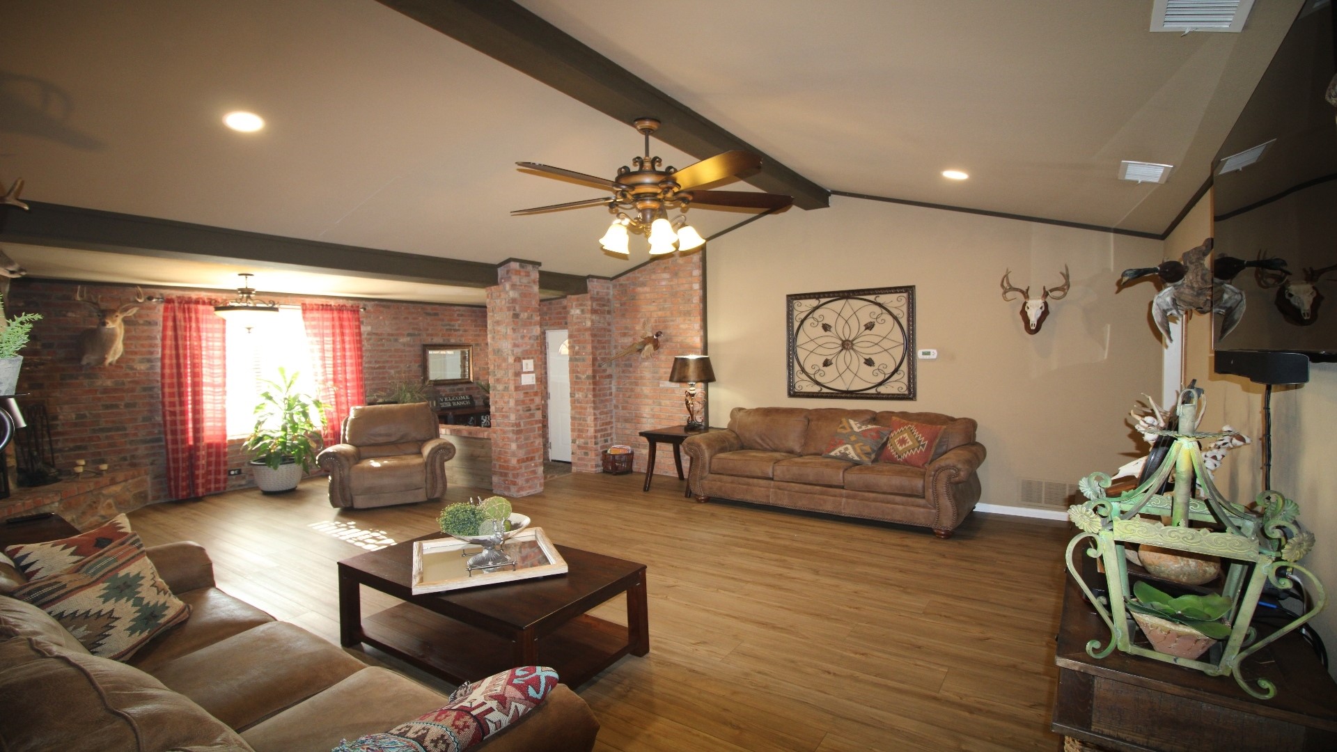 502 County Road 194 Ovalo TX 79541