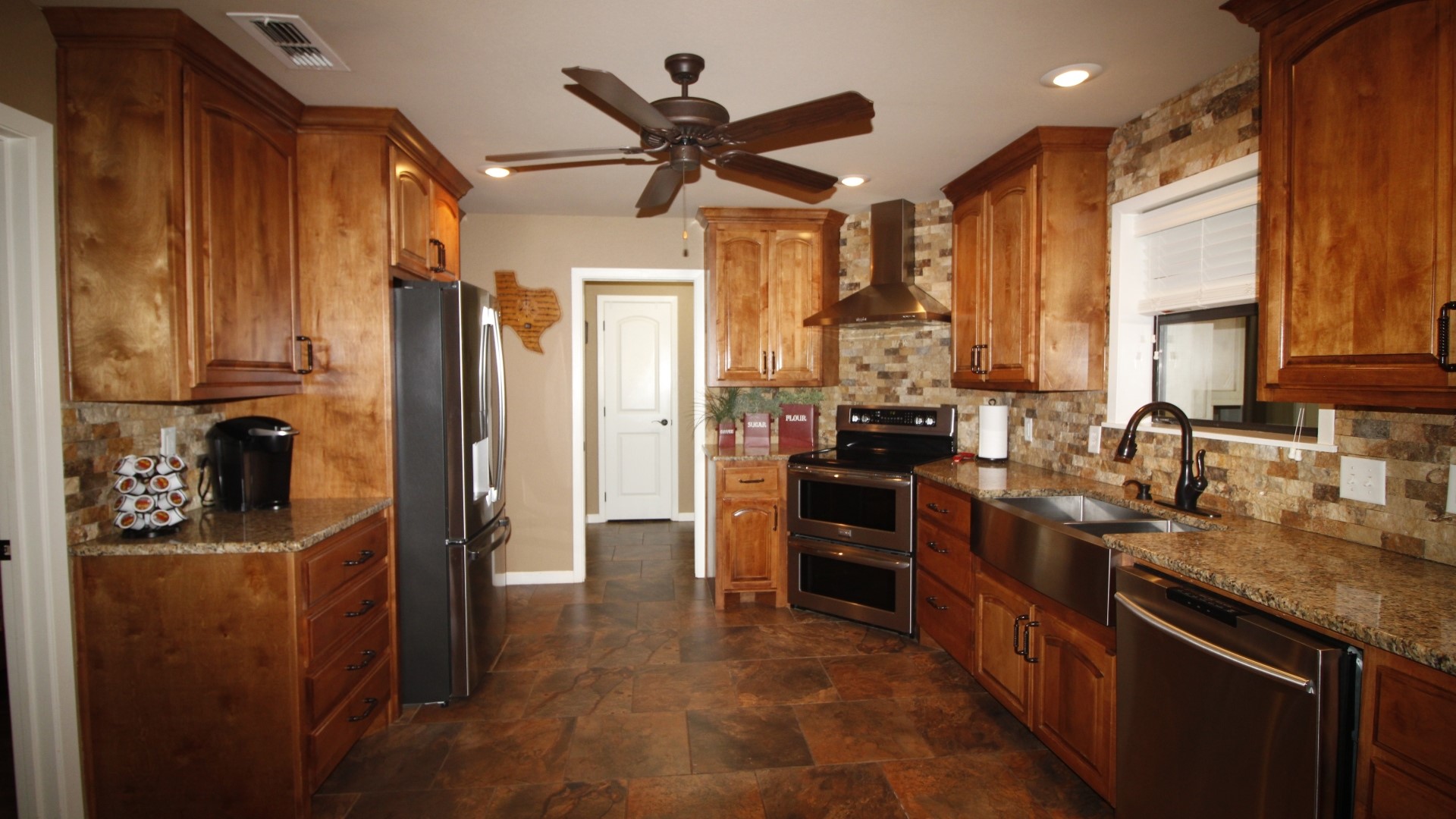 502 County Road 194 Ovalo TX 79541