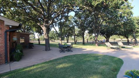 502 County Road 194 Ovalo TX 79541