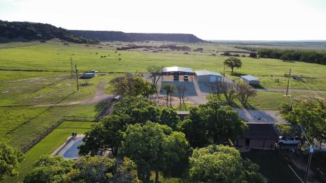 502 County Road 194 Ovalo TX 79541