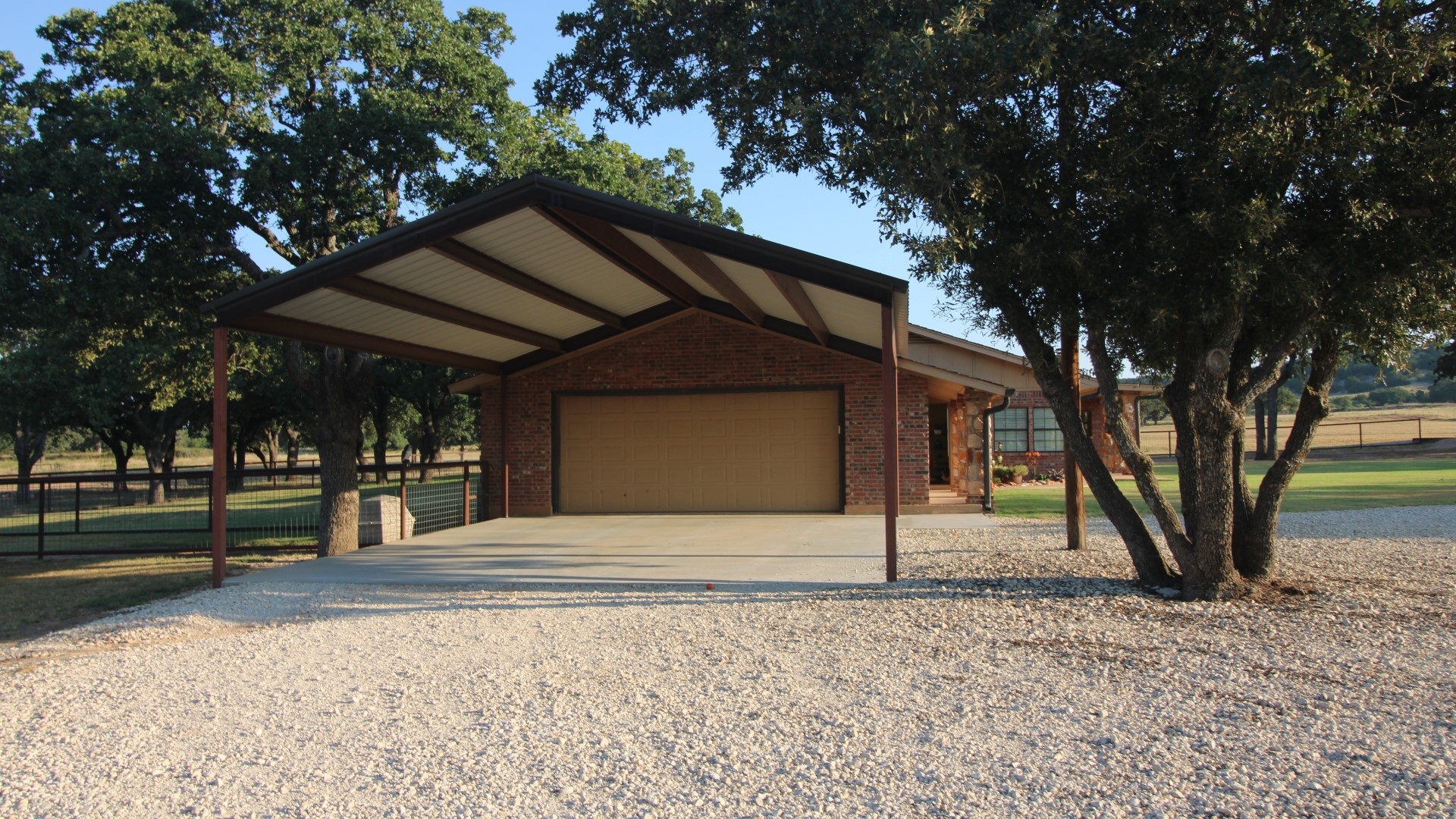 502 County Road 194 Ovalo TX 79541