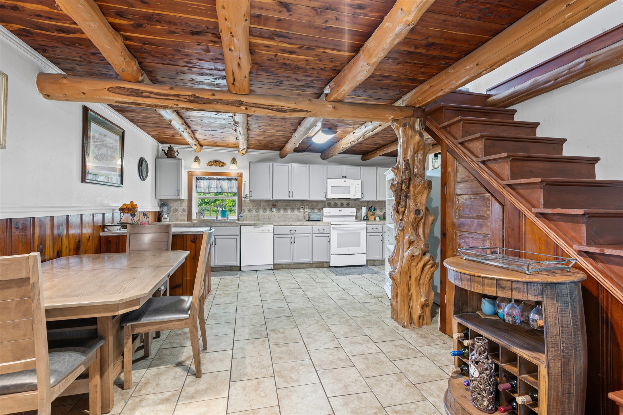 901 County Road 3925 Wolfe City TX 75496