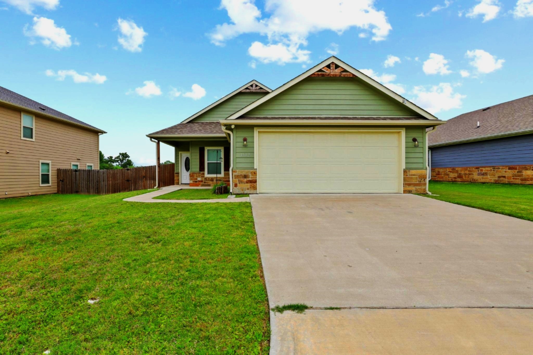 1512 Kennedy Street Bonham TX 75418