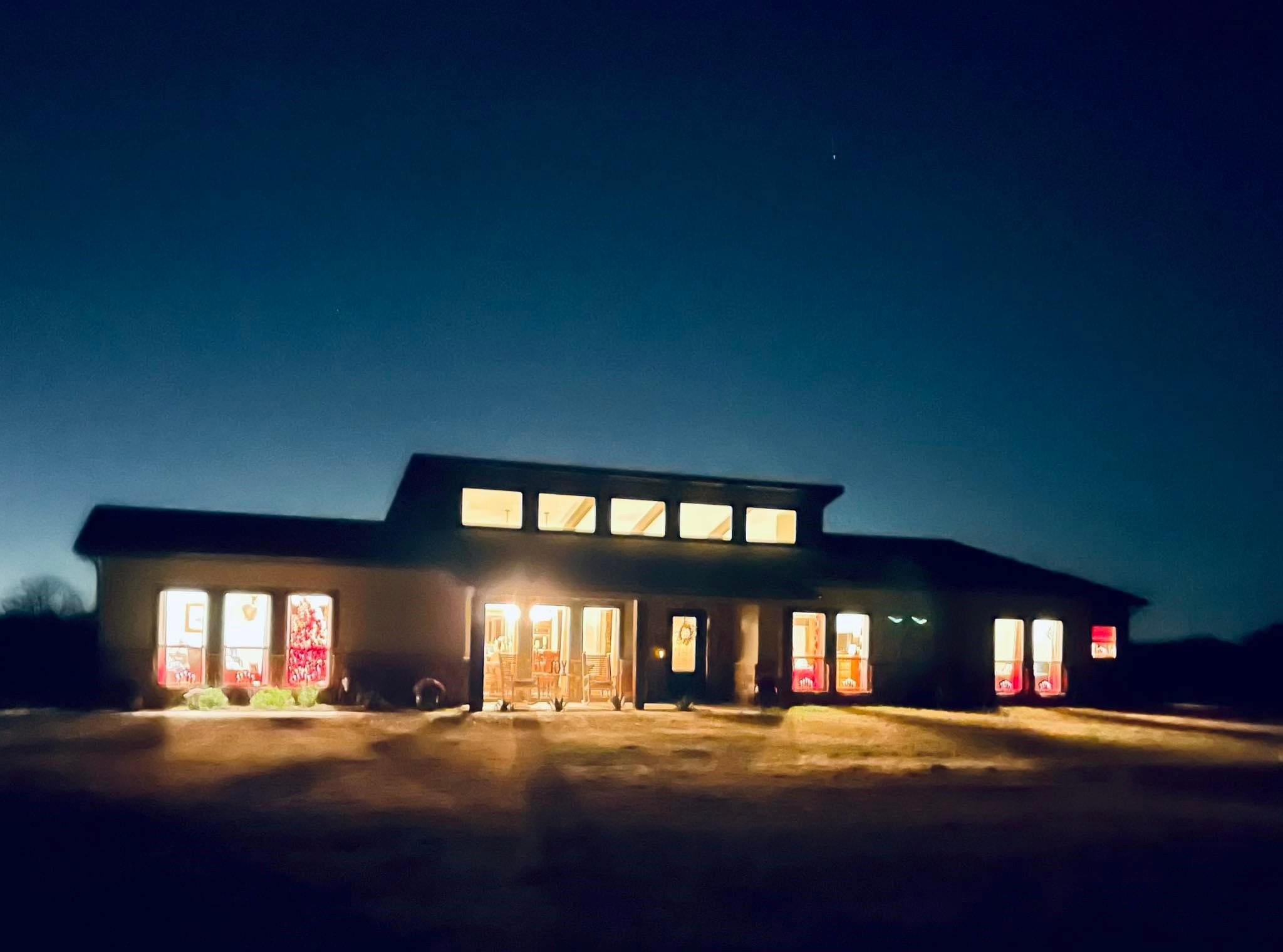 812 Mckenzie Road Tioga TX 76271