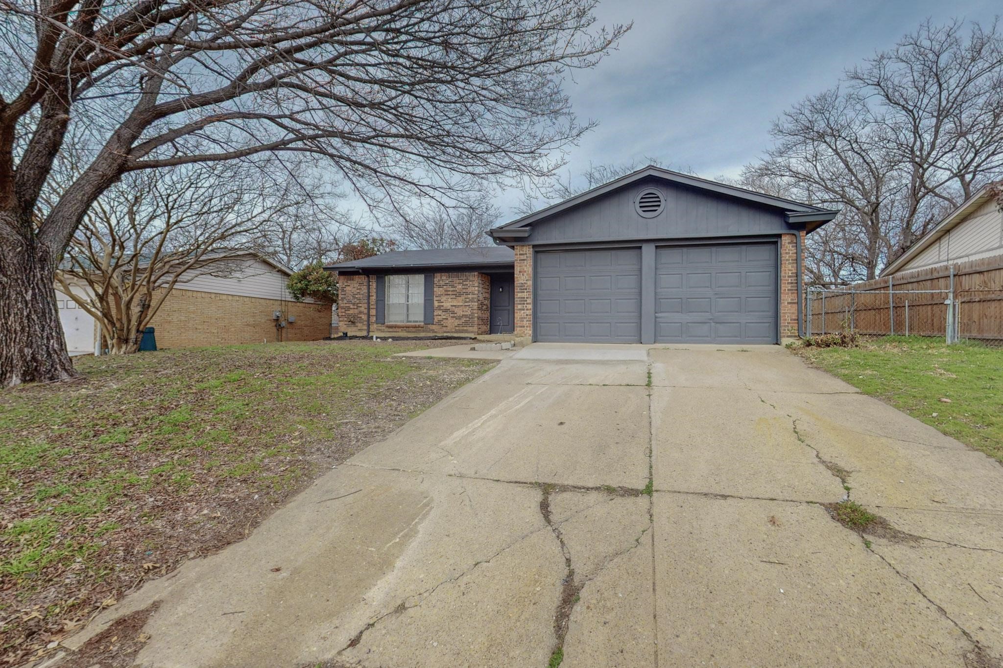 5613 Macneill Drive Haltom City TX 76148