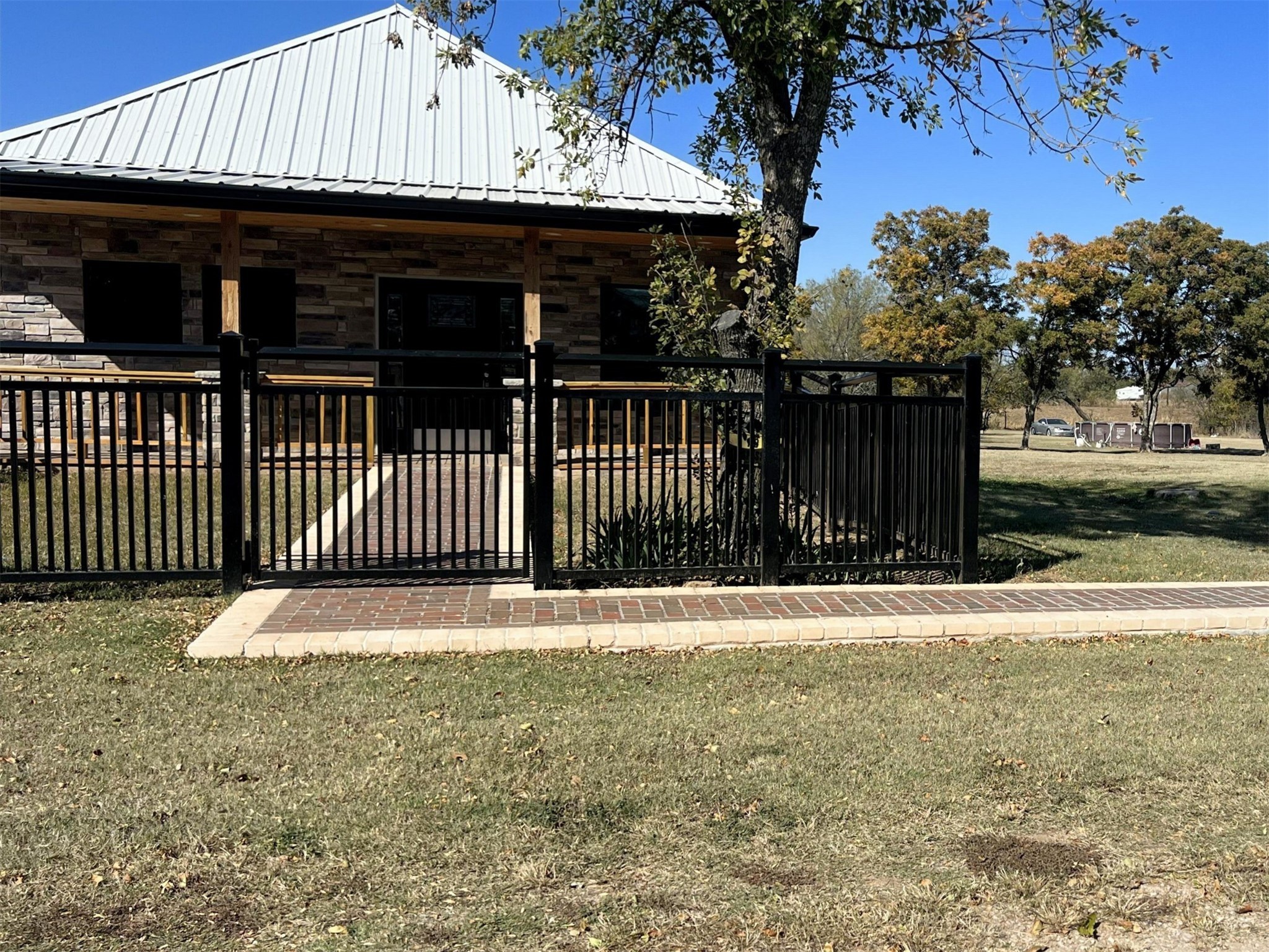 724 Franklin Bellevue TX 76228