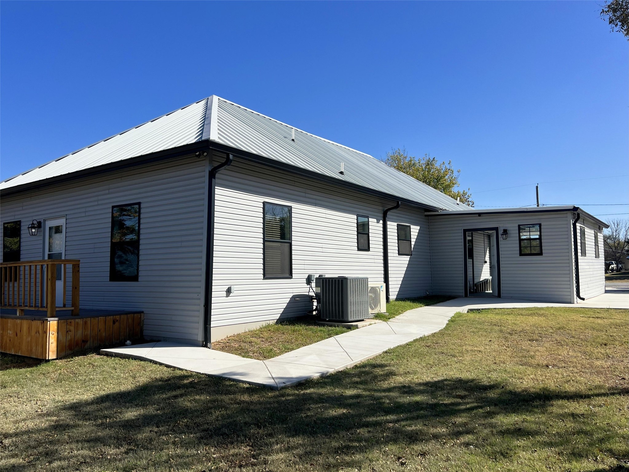 724 Franklin Bellevue TX 76228