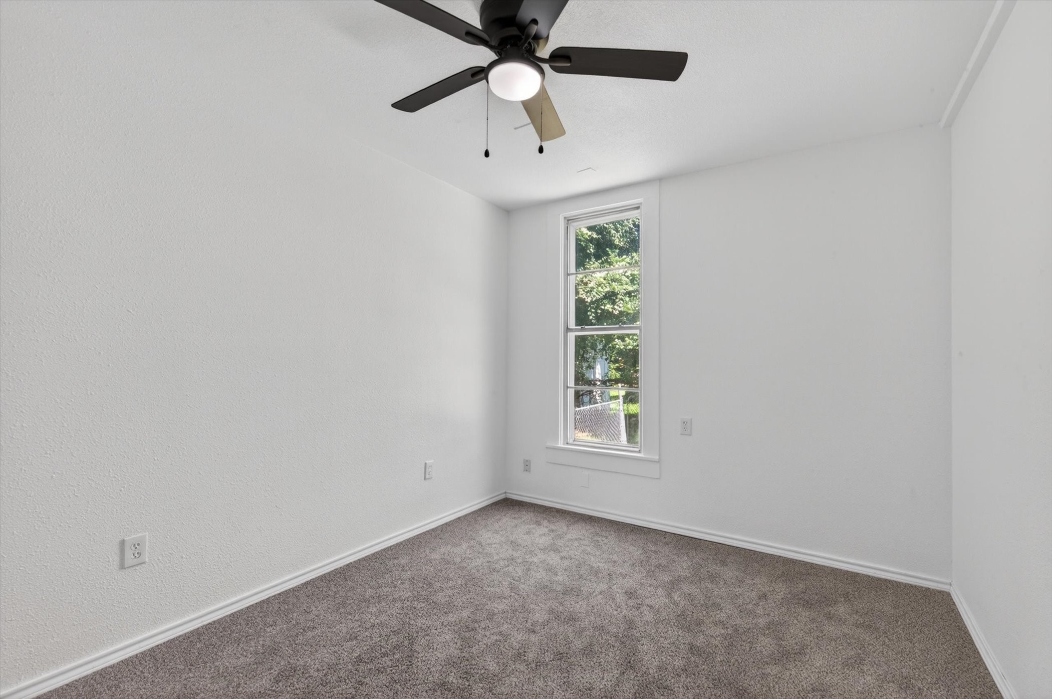 202 S Main Street Joshua TX 76058