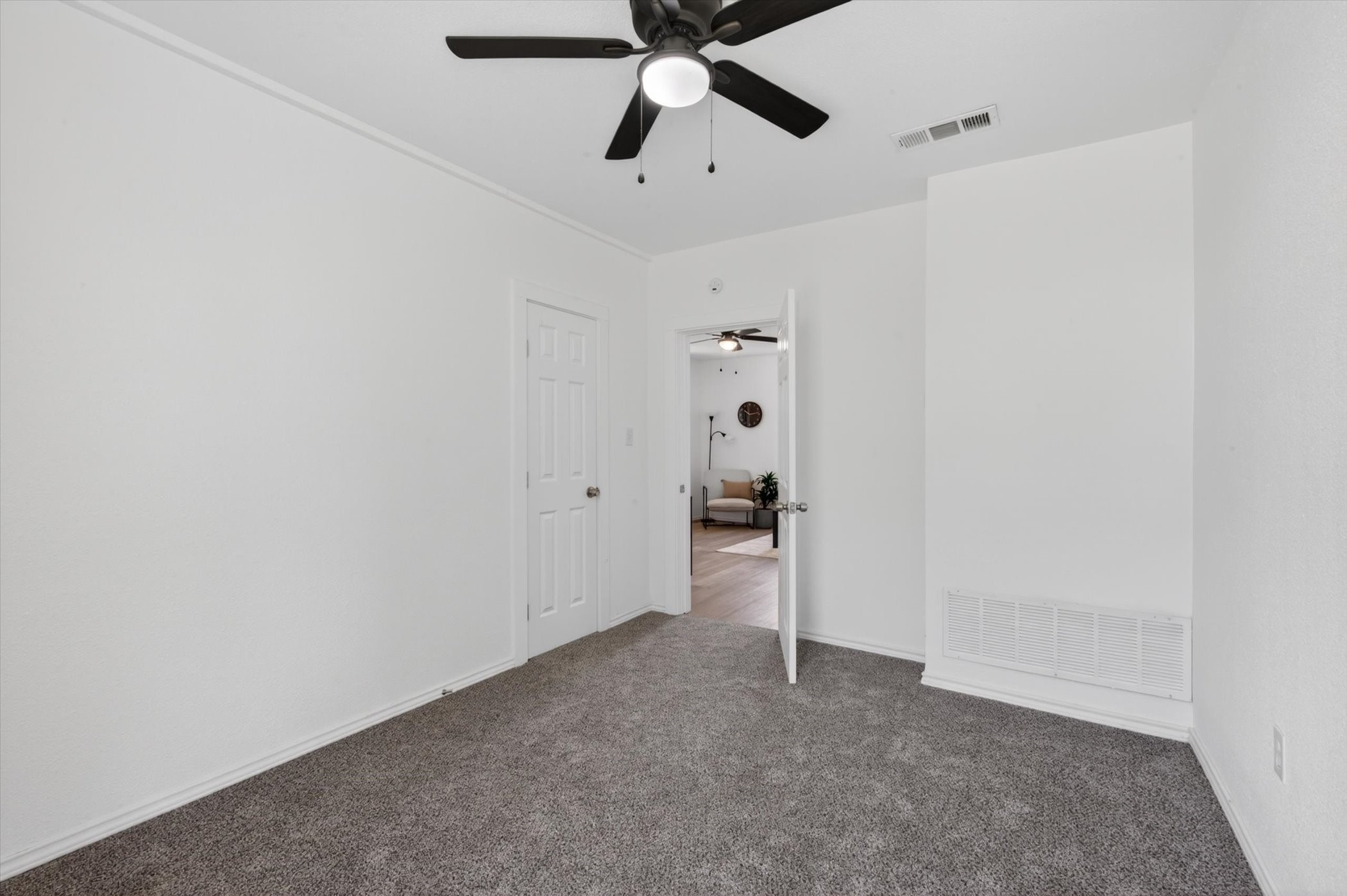 202 S Main Street Joshua TX 76058