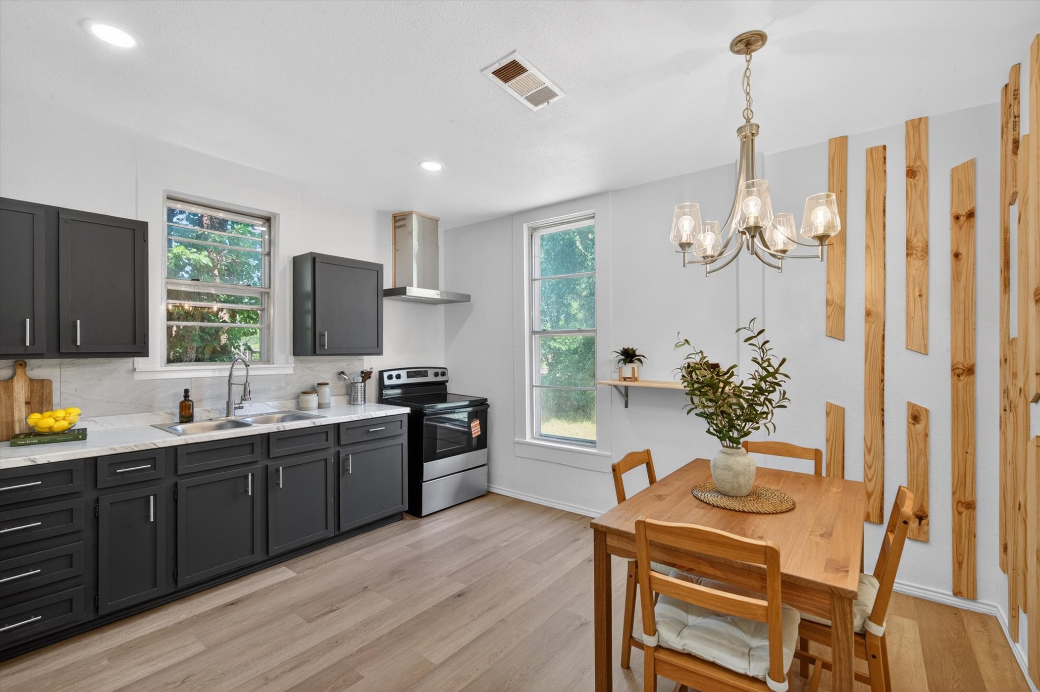 202 S Main Street Joshua TX 76058