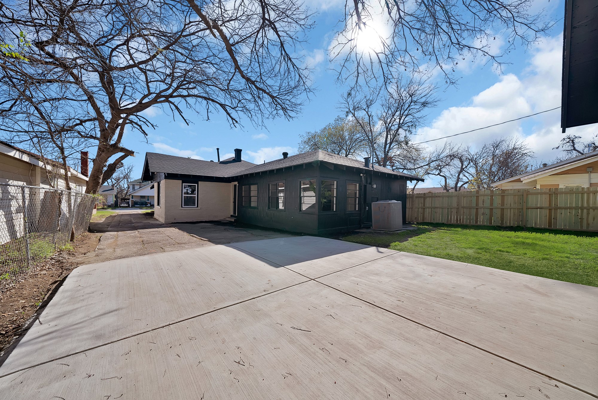 2803 Wilkinson Avenue Fort Worth TX 76103