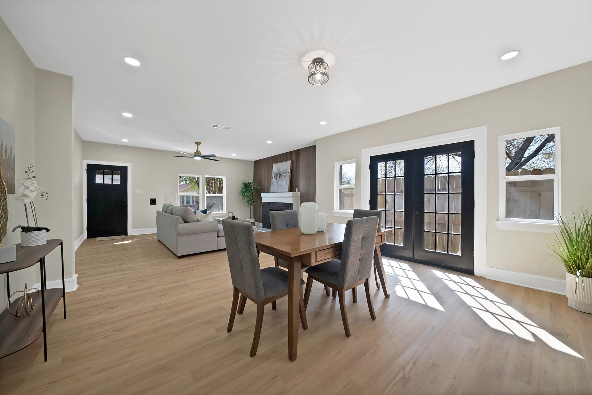 2803 Wilkinson Avenue Fort Worth TX 76103