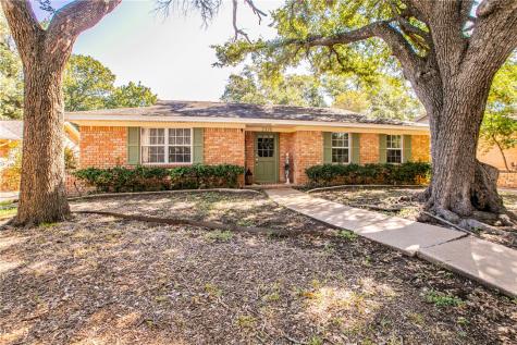2325 Lake Air Drive Waco TX 76710