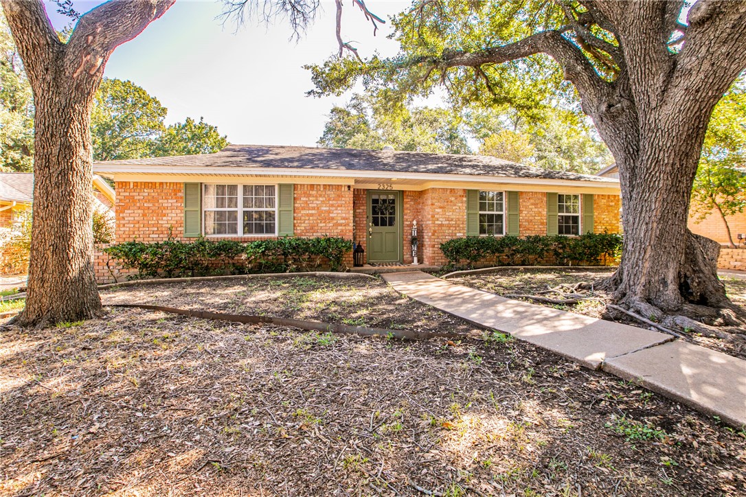 2325 Lake Air Drive Waco TX 76710